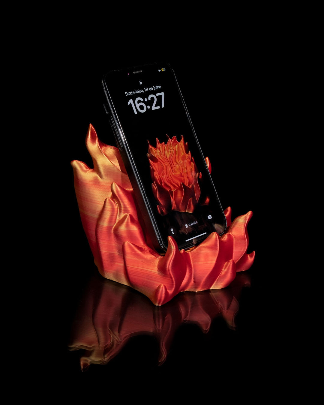 Rem-Ember-Ance | Phone Stand